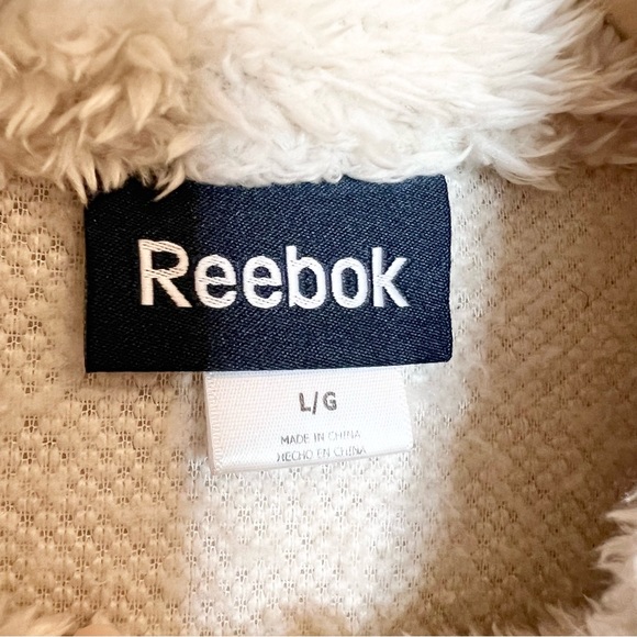 REEBOK Mock Neck 1/4 Zip Sherpa Sweatshirt. Size Large - Picture 8 of 9